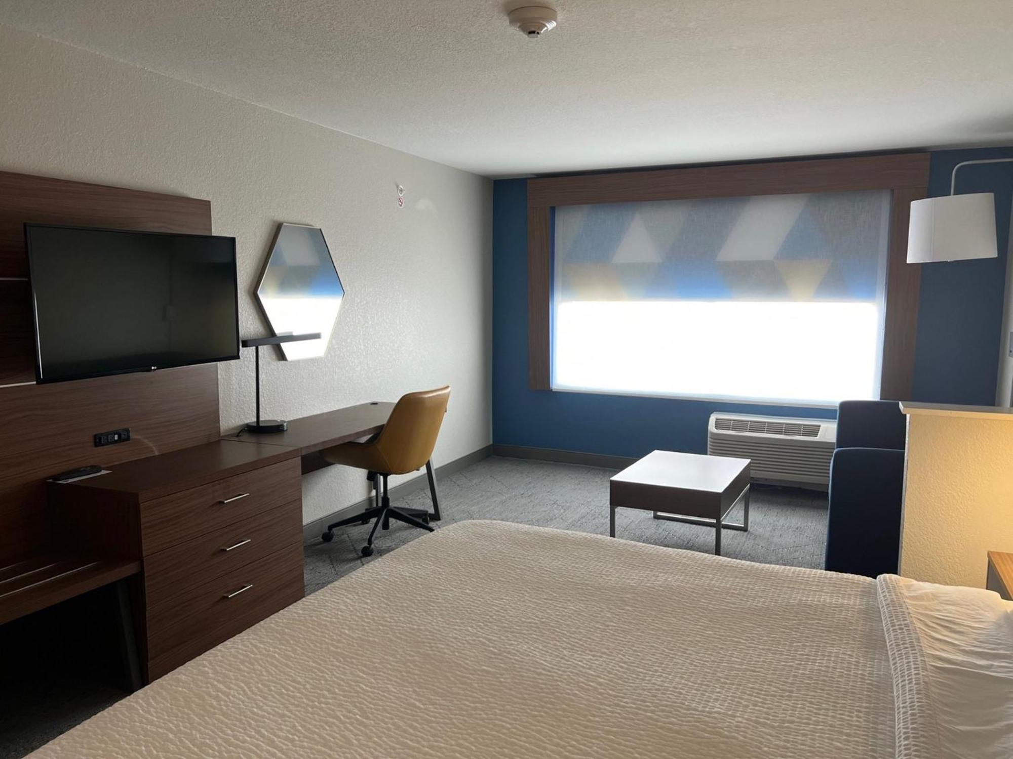 Holiday Inn Express & Suites Moore By Ihg Exterior foto